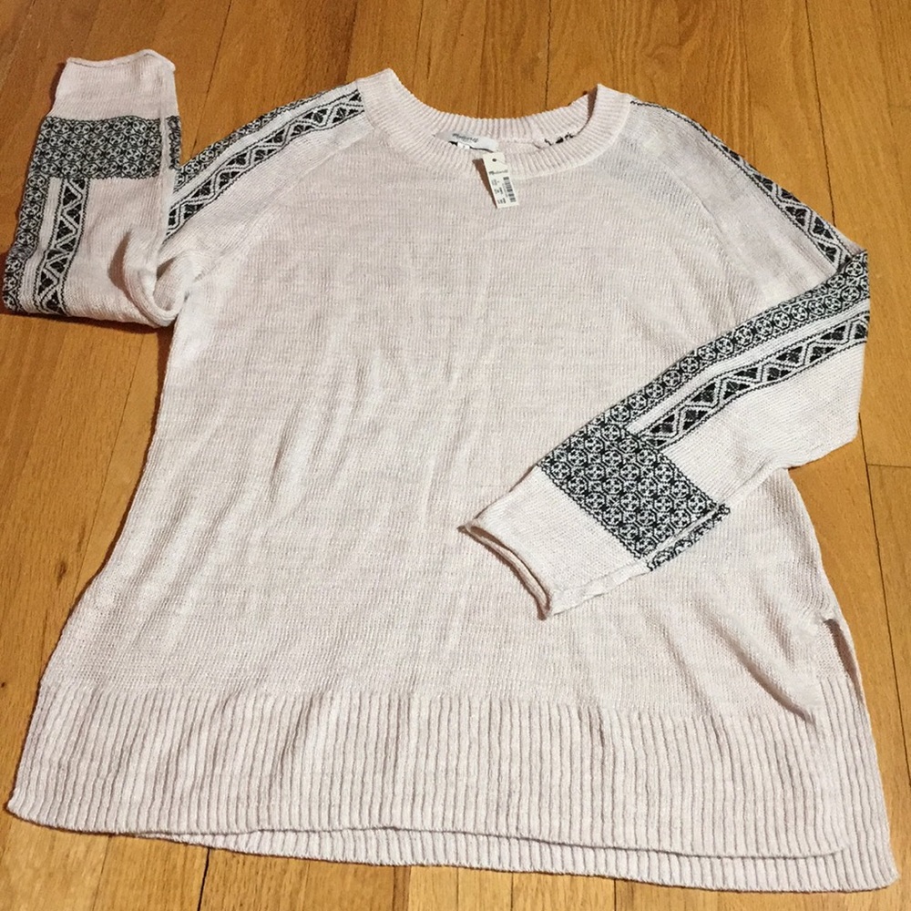 Madewell oatmeal w/black embroidery design & slits